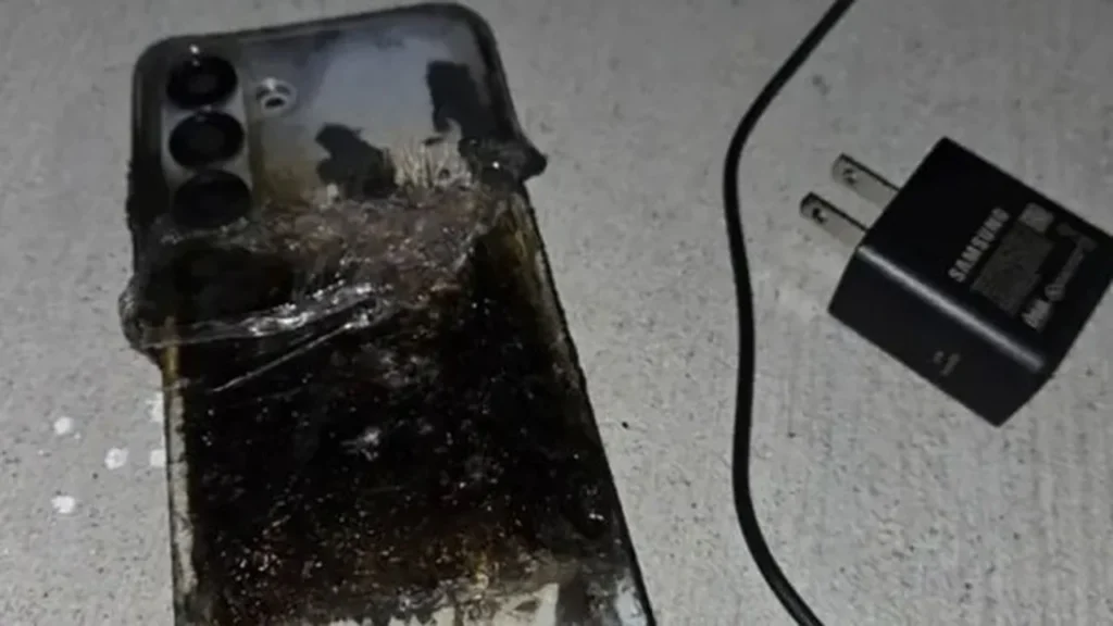 انفجار جالاكسي S25 بلس.. مستخدم يوثق حادثة صادمة لشحن هاتف سامسونج الجديد